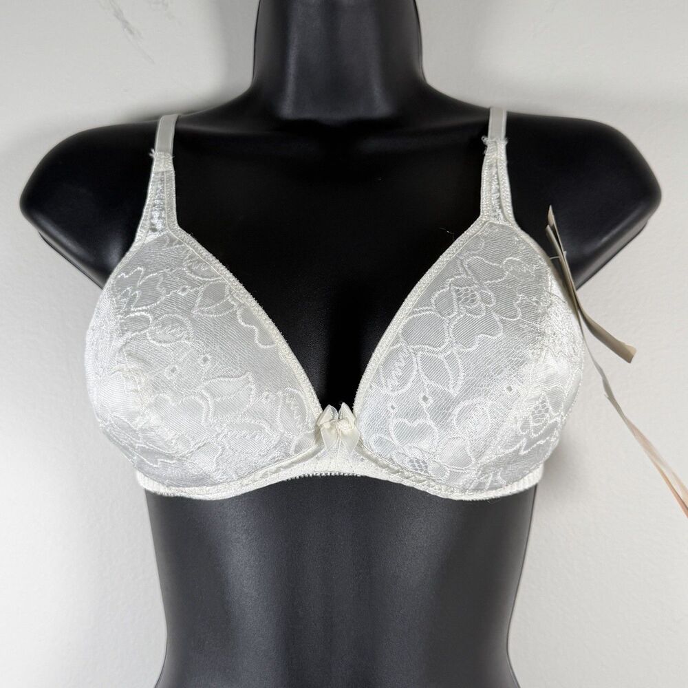 NEW Vintage Olga Petites Lacy Textures Bra 36B White #32880 Padded NWT Rare